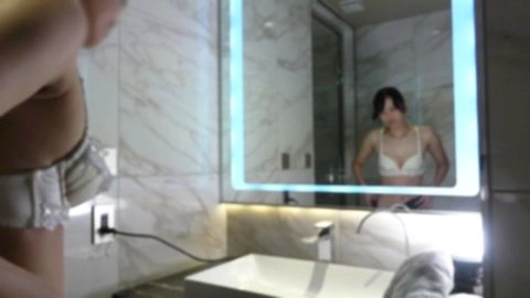 フェチ撮影界の巨匠がセクシー衣装に身を包んだフットサルで鍛えた色白長身スレンダー美ボディに溜まった精液を搾り取られてしまう。0