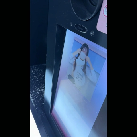 ★緊急先着★芸能科卒18歳★股下85cm★初体験★容赦無く大量膣内中出しで妊娠させた衝撃のスマホ原版【先着高画質特典付き】3