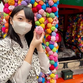 【スク水】えりかちゃんが緊張感マックスの童貞君をリードしてくれました♡締まったくびれの美ボディに注目♡