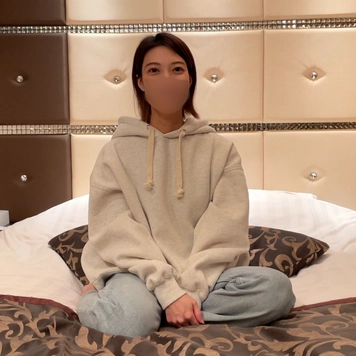 【完全顔出し】美人看護師28歳。終わらないねちっこい前戯に腰を跳ね上げイカされて肉棒ぶち込むと金玉まで垂れる白濁マ●汁。