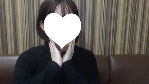 【先着30名500円オフ】りこ19歳_1・顔射インタビュー（13）。厳格な家に育った地味JDが夢のために大量生顔射される一部始終（055）2