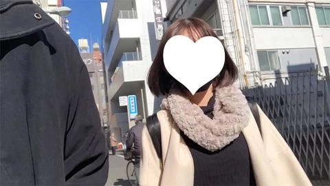 【先着30名500円オフ】りこ19歳_1・顔射インタビュー（13）。厳格な家に育った地味JDが夢のために大量生顔射される一部始終（055）5