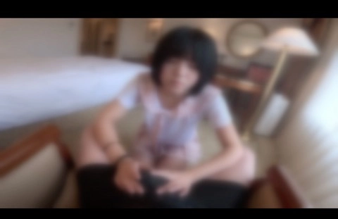 地方から上京したアイドルを目指す浜◯美波似の18歳はるかちゃん！！初めての撮影なのにイラマにアナル舐めなどいっぱいご奉仕してくれました。2