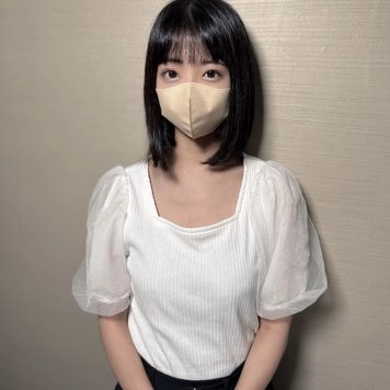 地味顔エロボディ！【無】【中出し2回戦】地味顔だが脱ぐと美巨乳、そして毛あり。激狭まんこ、ぷりケツなどエロい体を堪能して2回も中出し。乳の洗い方がシコい。 ※特典あり