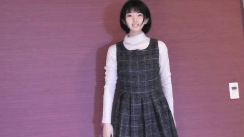 ★緊急先着★サポート校卒18歳★無邪気に初体験★大量潮噴き・膣内中出しを撮影した衝撃のスマホ原版【先着高画質特典付き】0