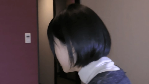 ★緊急先着★サポート校卒18歳★無邪気に初体験★大量潮噴き・膣内中出しを撮影した衝撃のスマホ原版【先着高画質特典付き】3