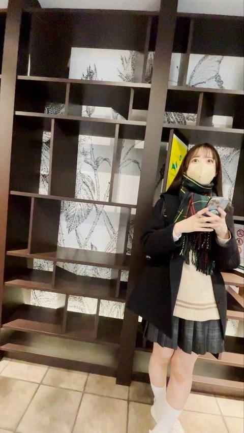 【大量潮吹き】”現在活動中 本物地下アイドル18歳”に危険日2連ナマ中出し。1時間27分4K高画質映像。※売り切れ終了0