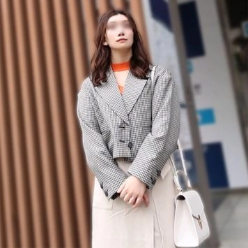 【初撮り】モデル級の人妻なみ(29) モラハラ旦那捨て金欠AV初堕ち。汗とマン汁にまみれてチ●ポに狂い絶頂連発！美顔に大量ザーメンぶっかけごっくん...