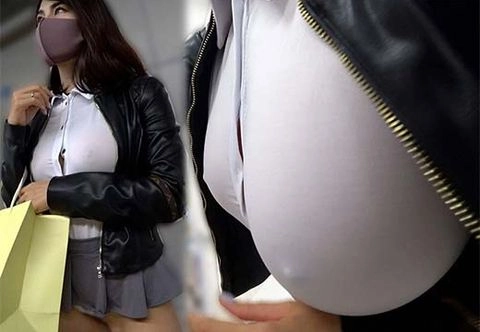 【顔出し】【fc2限定】ノーブラ透け乳首のコスプレ美女!!ハミ尻・ハミマン＆ケツ穴まで披露する変態ちゃん♪6