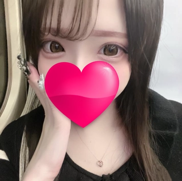 舌使い抜群の19歳♡どこで覚えたのか丁寧なキスとひょっとこフェラは最高級♡人懐こい猫みたいなコと恋人気分SEX♡