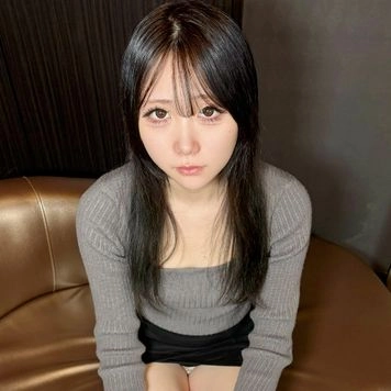 ♀188 かわいい20歳りおちゃん♡ 緊張でおとなしめだけどたまに見せるリアクションに萌え ぴちぴちのからだを生ちんぽでいただく♡生中出しやで　★特典で無修正