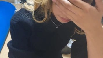 ギャル妻とその「いも〇と」　　二人でｘ活　ご奉仕動画ｗｗ