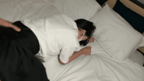 ★緊急先着★まさかの本物アイドル★一瞬の公開★初体験でゴム無し大量膣内中出しで妊娠させた衝撃のスマホ原版【先着高画質特典付き】4