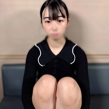 剛毛ジャングル！【無】【中出し】地味で幸薄顔な美女は剛毛だった。言いなり気質の弱気な彼女は好きなように扱われ、汗だくになりながら最後はたっぷり中出し。※特典あり