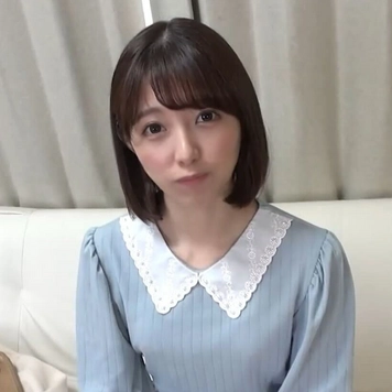 人生でまだ一度も剃っていない剛毛マン毛を持つ音大お嬢様１８歳　初めてのディルドオナニーから生挿入大量射精までの一部始終