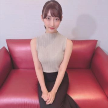 【激レア】超大手上場企業で働く丸の内ＯＬの色白神乳スレンダーボディ。フェロモン溢れる美女のカラダに底辺男の精液を注ぎ込む。