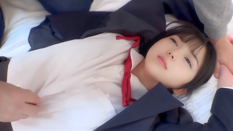 【緊急】18歳 制服アイドル。はじめての挿入映像を少量販売【最高画質ノーカット送付中】0