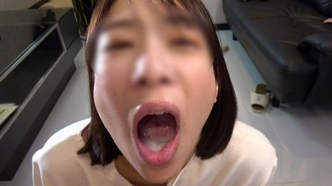 【新作・初回限定セール】個撮）がまん汁を味わう吸いつきホールド。作り込みがない自然体な舐りと咥え方がエロすぎたノーハンドフェラ。1